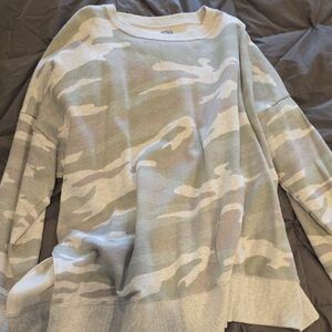 Aerie Camouflage Sweatshirt - Green and Cream